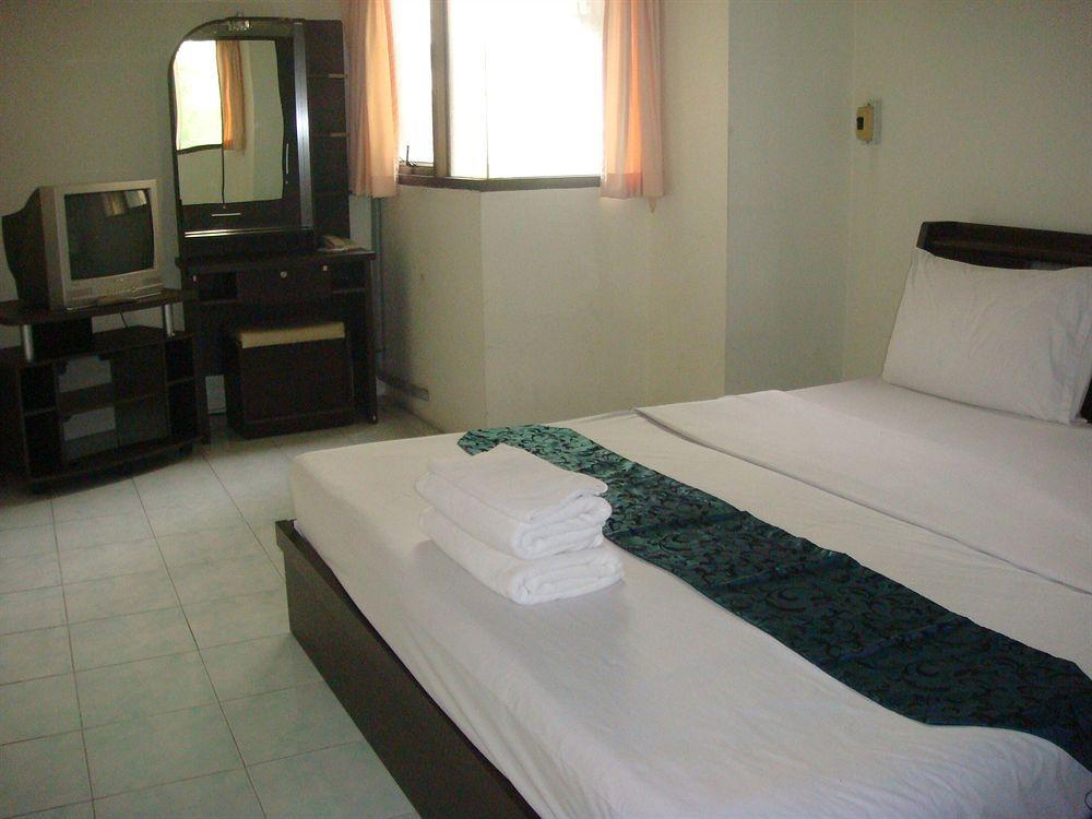 King Royal Garden Inn Bangkok Buitenkant foto
