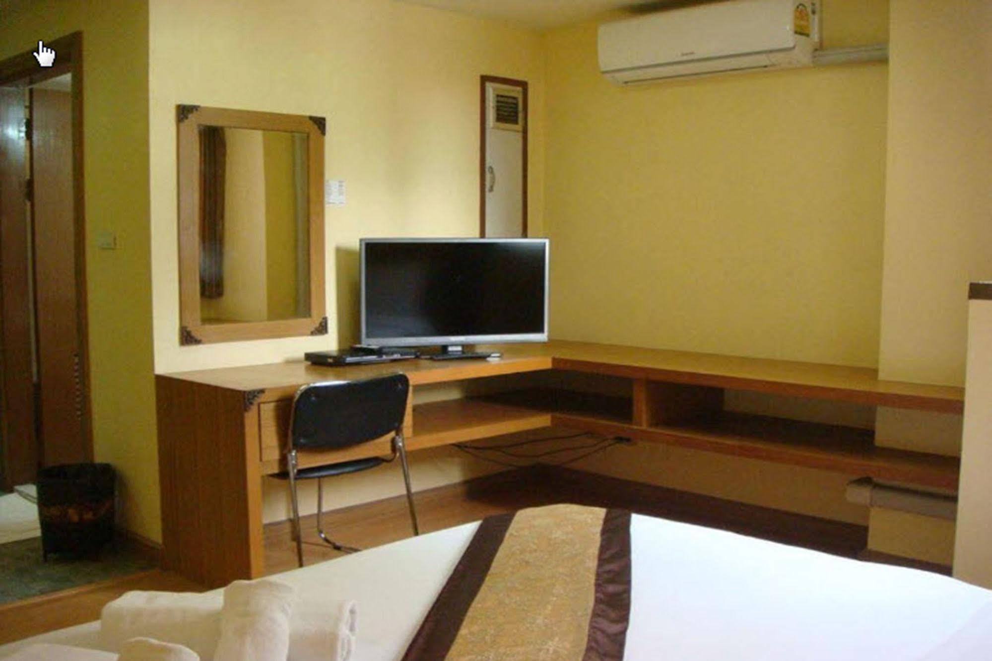 King Royal Garden Inn Bangkok Buitenkant foto
